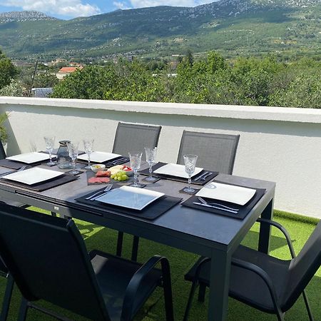 Apartment Milena Kastela Mit Whirlpool Екстер'єр фото