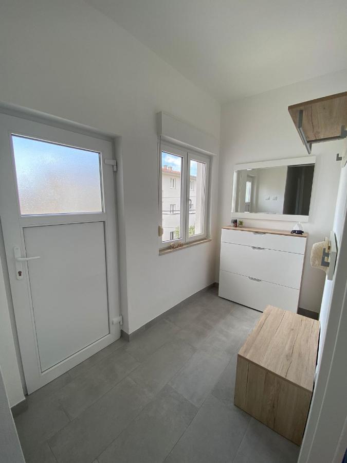 Apartment Milena Kastela Mit Whirlpool Екстер'єр фото
